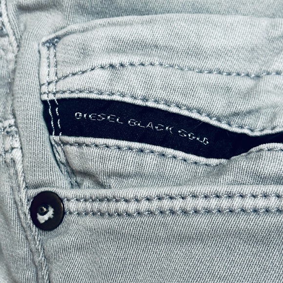 Men’s Diesel Black Gold jeans lightly used size 29 waist - Picture 3 of 6